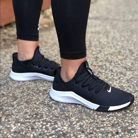nike air zoom elevate black
